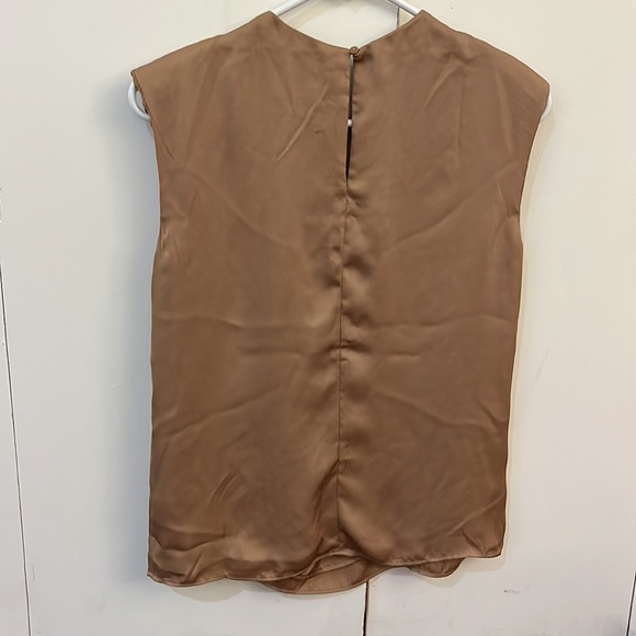 Beige work top - Picture 2 of 3